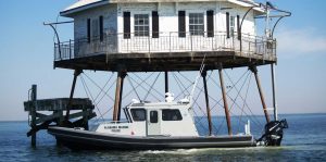 Silver Ships Ambar Am 1100 Alabama Marine Police boat with lighthouse
